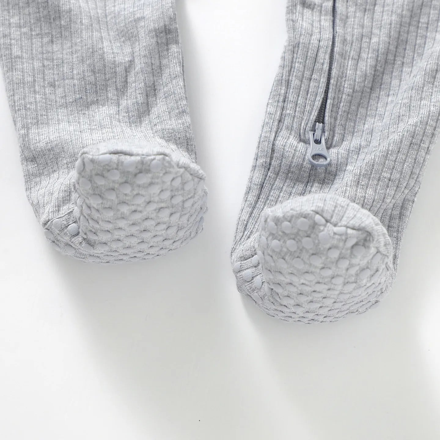 Pyjama bébé bio Baby-Crea coloris neutre