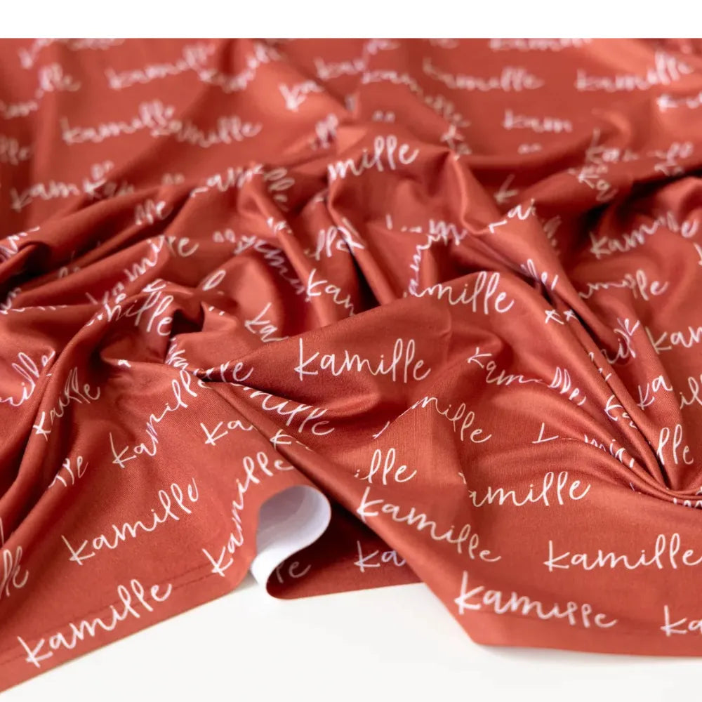 Technique emmaillotage bébé 2026, démonstration du cocon de nuit Baby-Crea.