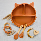 Coffret repas bébé personnalisé marron avec assiette chat, anneau dentition et attache tétine bois Baby-Crea